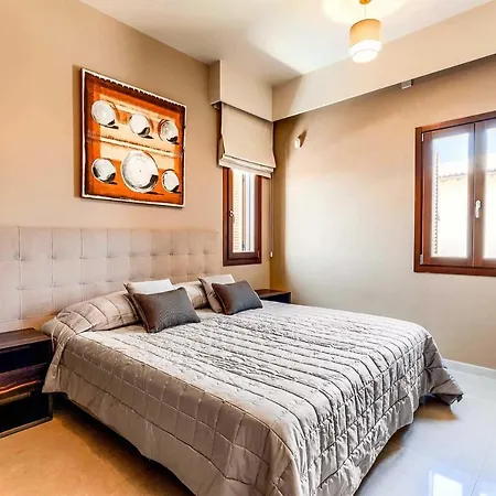 Iris Villa Kouklia